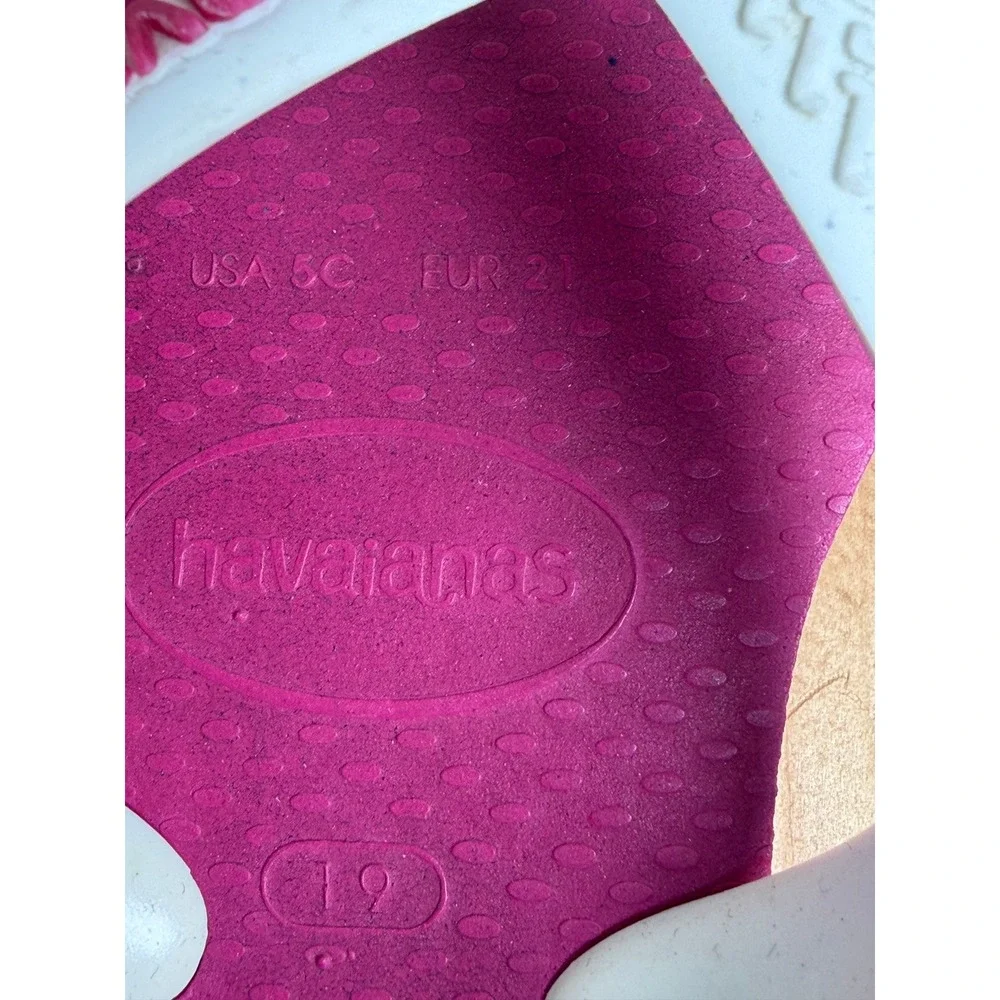 Havaianas Brazil Logo Baby Flip Flops Pink White Size 5C Elastic Backstrap
